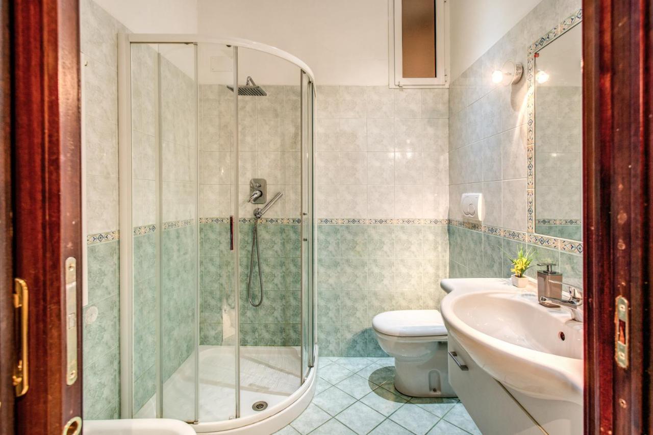 Fresh House Cavour Appartement Rome Buitenkant foto